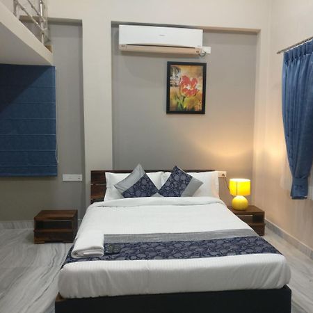 היידראבד Misty Lake Guest House מראה חיצוני תמונה
