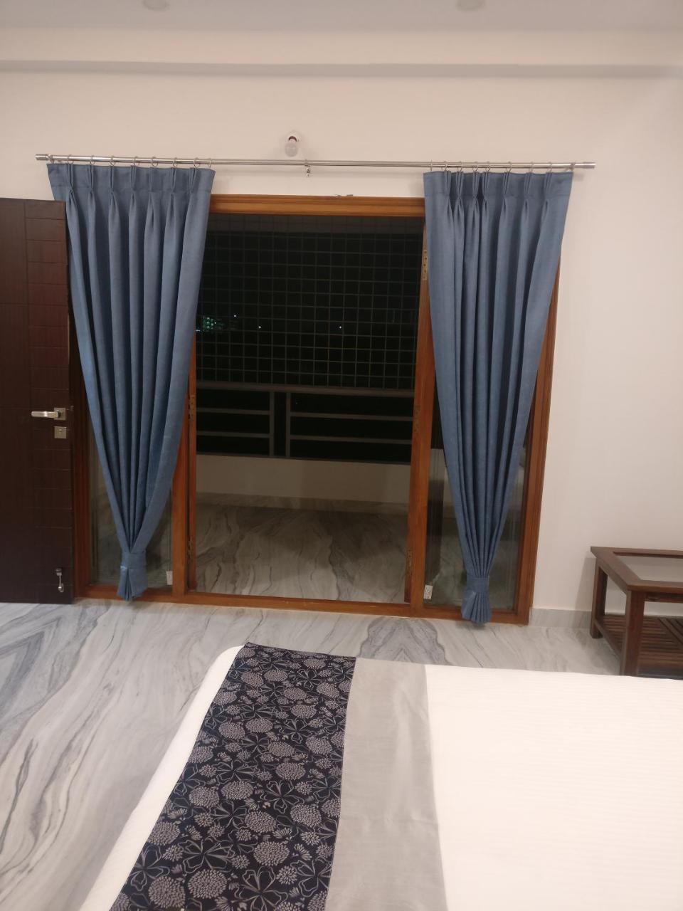 היידראבד Misty Lake Guest House מראה חיצוני תמונה