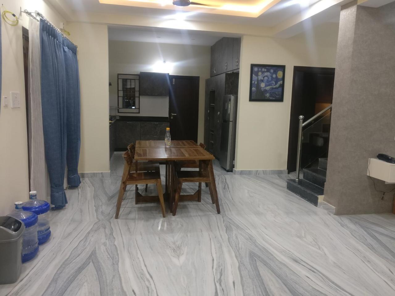היידראבד Misty Lake Guest House מראה חיצוני תמונה