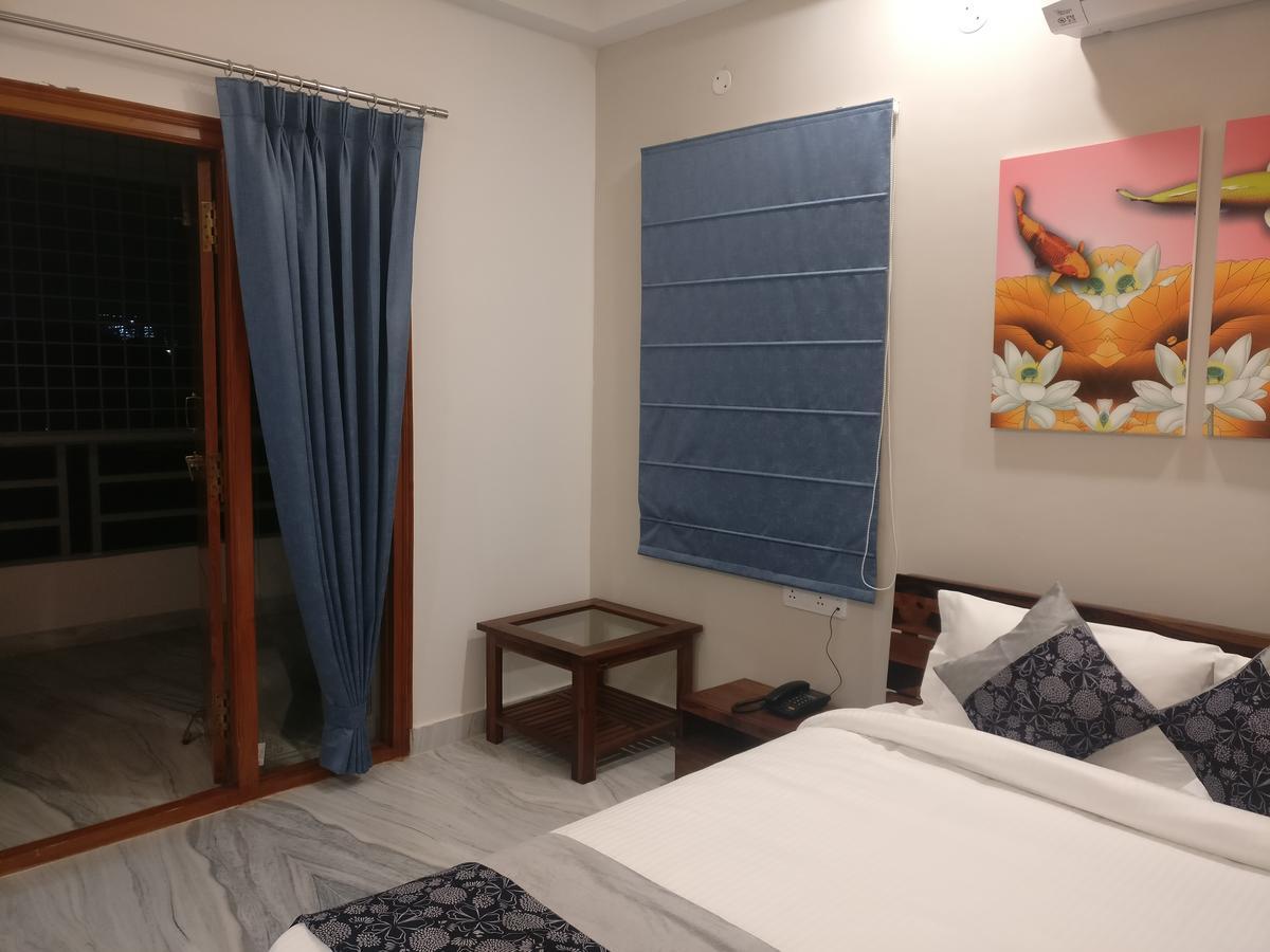 היידראבד Misty Lake Guest House מראה חיצוני תמונה